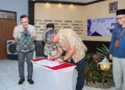 Dicky Canangkan Kelurahan Cinta Statistik