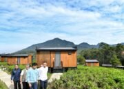 Bey Machmudin Tantang Bobocabin Buka Wisata di Kuningan