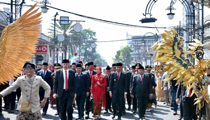 Bey Machmudin Ajak DPRD Sinergi Bangun Jabar