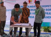 Bupati Bandung Menerima Serahterima PSU Komplek Bina Karya 2, Cileunyi