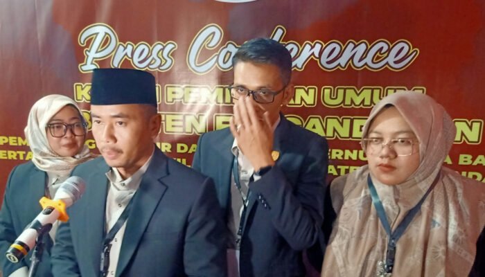 KPU Pangandaran Tetapkan 2 Pasangan Calon Bupati dan Wakil Bupati Pangandaran