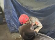 Dalmas Sat Samapta Polres Garut Terus Lakukan Pembersihan Dan Bantuan Pasca Gempa