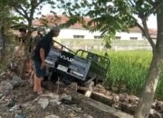 Rem Blong Motor Viar News 200 L Hitam Masuk Sawah Di Tasikmalaya