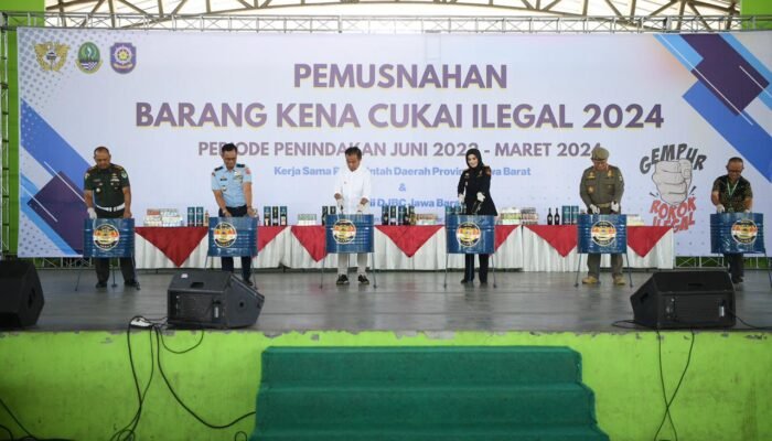 Pemdaprov Jabar dan Bea Cukai Musnahkan Barang Kena Cukai Ilegal Senilai Rp10,78 Miliar