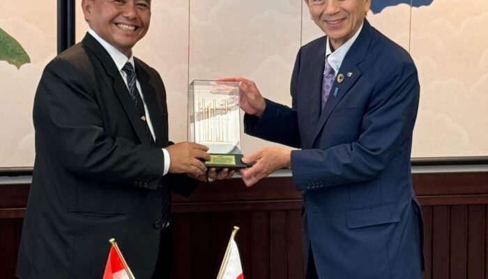 Gubernur Suzuki Yasutomo Undang Pemuda Jawa Barat Kuliah di Shizuoka Jepang