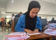 Sabrina Ketiban Rezeqi Nompok lipat Surat Suara
