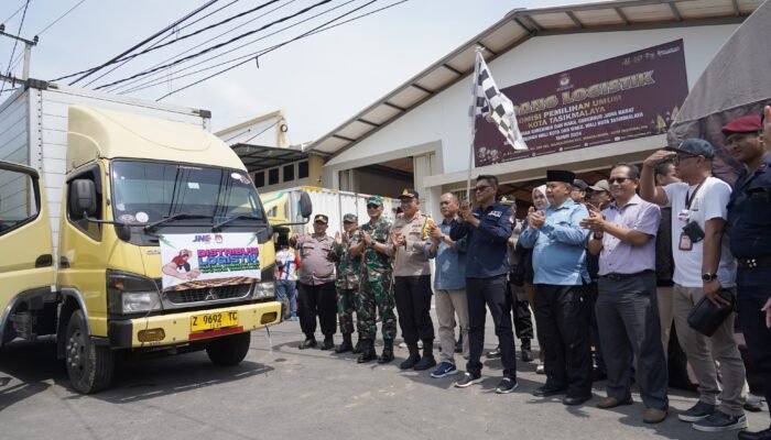 KPU Kota Tasikmalaya Distribusikan Logistik Pemilu ke 6 Kecamatan, ” Ini Jumlahnya