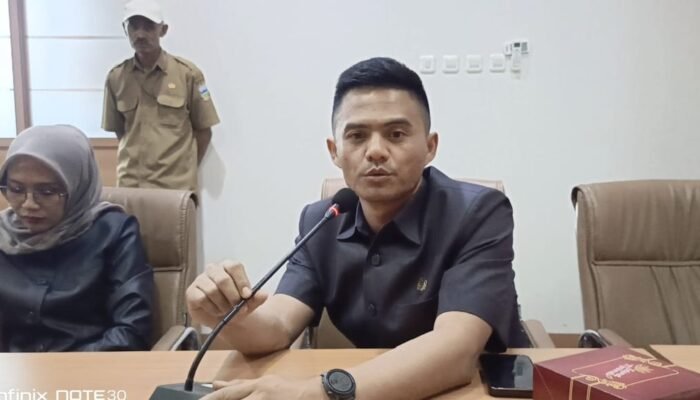 LSM PERKARA Minta Anggota DPRD Kabupaten Garut Luqi Sa’adillah Untuk Memohon Maaf Kepada Warga Masyarakat Garut Yang Mempunyai Gelar S.Ag