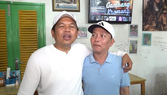 Ayah Rozak Sebut KDM Calon Mantu, Ayu Ting Ting Dipinang Usai Pilkada?