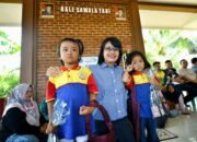 Amanda Soemedi Sapa Anak-anak di Cugenang Cianjur