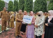 Pemkab Majalengka Serahkan Santunan bagi KPPS yang Meninggal Dunia Saat Pilkada Serentak 2024