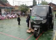 Bupati Bandung Dadang Supriatna Berikan BPJS Ketenagakerjaan dan Honorarium Bagi Para Operator Motor Baca di Setiap Kecamatan