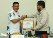Bupati Bandung Terima Penghargaan BPS Komitmen tentang Akurasi dan Kualitas Data