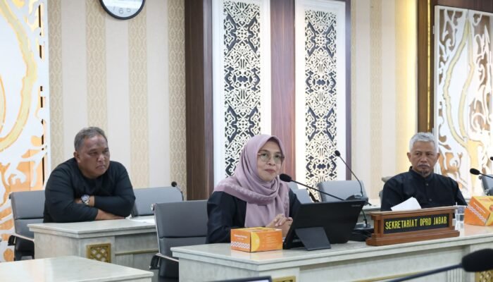 Sekretariat DPRD Jawa Barat Terima Kunjungan Kerja Dewan Perwakilan Rakyat Daerah Provinsi Kalimantan Timur