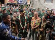 Makan Bergizi Gratis SDN Pasirkaliki Mandiri 2 Di Tinjau Panglima TNI Jendral Agus Subiyanto Didampingi Benny Bachtiar