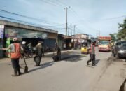 Antisipasi Jalur Mudik, UPTD Wilayah 8 Bina Marga Lakukan perbaikan Tanggap Darurat Ruas Jalan Teluknaga