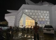 Polres Melawi Laksanakan Pengamanan Sholat Tarawih dan Pengaturan Lalin Pasar Juadah