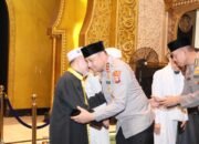 Kapolda Kalbar Irjen Pol. Pipit Rismanto Kunjungi Tokoh Ulama Kalbar dan Imam Besar Masjid Raya Mujahidin Pontianak