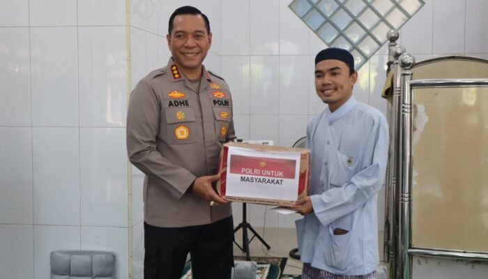 Ramadhan Berkah, Kapolresta Pontianak Santuni anak Panti Asuhan Al Hasani