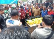 Gubernur Kalimantan Barat Serahkan 4.000 Paket Bantuan untuk Warga Terdampak Banjir di Sungai Ambawang