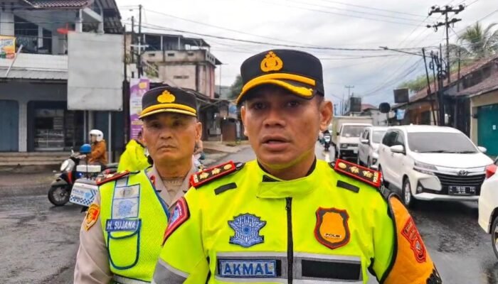 Polres Ciamis Terapkan One Way Parsial di SP3 Sindangkasih