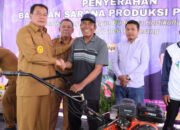 Petani Semangka di Mauk gembira Terima Bantuan Sarana Produksi Dari Pemkab Tangerang