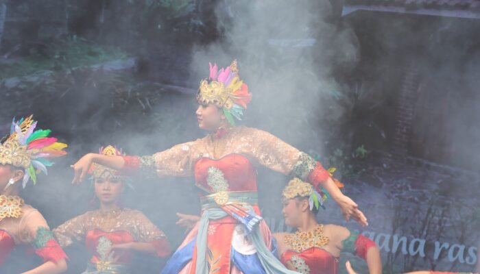 Festival Agribisnis, Disbudparpora Gelar Tari Pasanggiri Campernik Di Eko Wisata Cimahi, 200 Penari Profesional Tampil Memukau