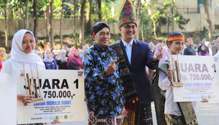 Walikota Cimahi Ngatiyana Dalam Hardiknas Pada Dasarnya, Pendidikan Adalah Proses Membentuk Karakter Unggul