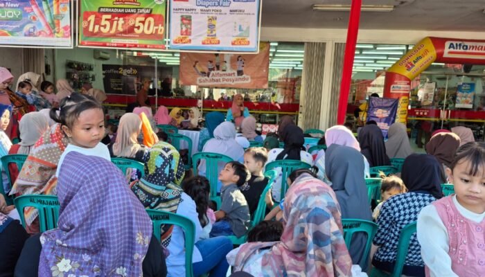 Alfamart dan Sweety Dry X-Pert Gelar Kembali Posyandu 10.000 Anak dan Balita di Indonesia