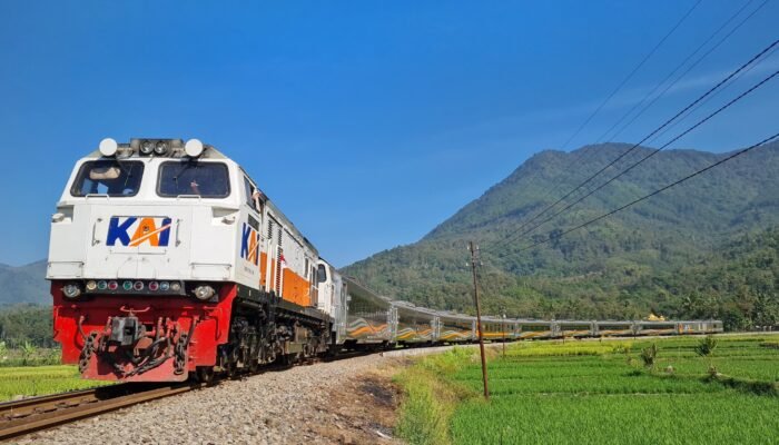 117 Ribu Pelanggan Telah Miliki Tiket Perjalanan Kereta Api dari Daop 2 Bandung pada Libur Panjang Tahun Baru Islam 1447 H, Okupansi mencapai 93,3 persen