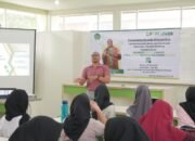 Bekali Santri dengan Jiwa Wirausaha Islami, Dosen Unisa Bandung Gelar Pelatihan Business Model Canvas