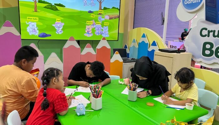 Dari Si Kecil hingga Orang Tua, Pekan Raya Jakarta (PRJ) 2025 Kini Makin Ramah Keluarga Bersama Milna
