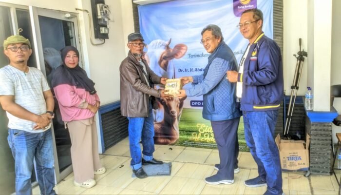 DPD Partai NasDem Kabupaten Garut Gelar Penyembelihan Hewan Kurban Idul Adha 1446 H