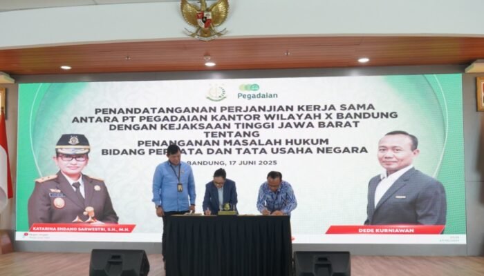 Penandatanganan Perjanjian Kerjasama Antara Kepala Kajati Jabar dan PT Pegadaian Kanwil X Bandung, Tentang Penanganan Permasalahan Hukum Bidang Perdata Dan Tata Usaha Negara