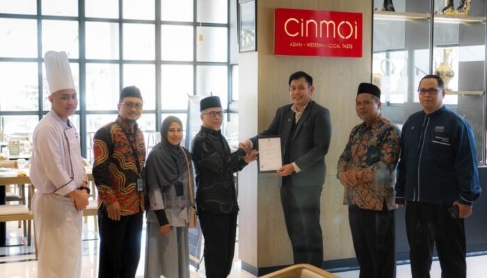 Hotel Golden Tulip Pontianak Resmi Raih Sertifikasi Halal MUI, Hadirkan Layanan Aman dan Higienis