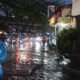 Warga Terjebak & Motor Mogok: Cimahi Tak Kunjung Bebas Banjir