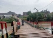 Warga Buahbatu Minta Pembongkaran Jembatan Apung Ditangguhkan