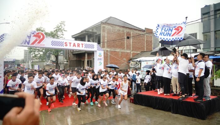 Warga Garut Antusiasme dalam Meriahkan Fun Run HUT Bhayangkara ke 79