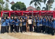 Dinas Kesehatan Kota Cimahi menerima Penghargaan Juara 1 ECO OFFICE pada HUT Kota Cimahi 2025