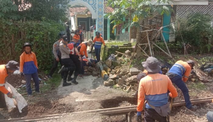 24 Perlintasan Sebidang Tak Terjaga di Daop 2 Bandung Ditutup Untuk Keselamatan Perjalanan Kereta Api