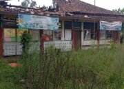 Bangunan TK Terbengkalai di Kecamatan Menes, Pandeglang: Warga Pertanyakan Penggunaan Dana Publik