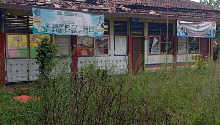 Bangunan TK Terbengkalai di Kecamatan Menes, Pandeglang: Warga Pertanyakan Penggunaan Dana Publik
