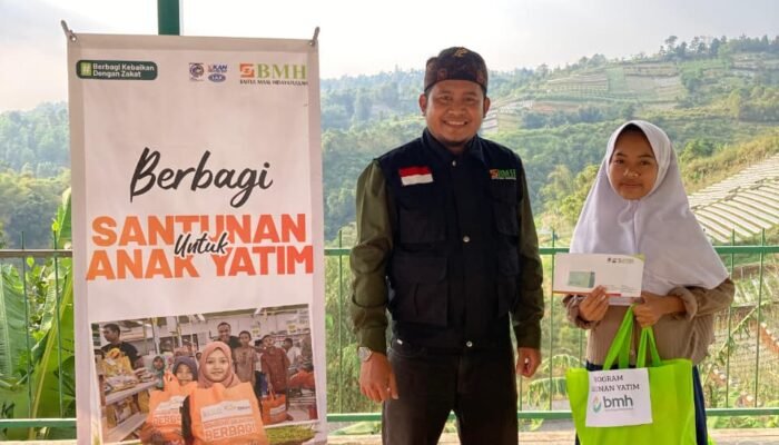 Berbagi Kebahagiaan, BMH Jabar Salurkan Santunan untuk Anak Yatim