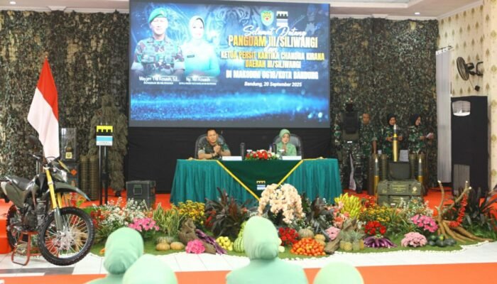 Pangdam III/Slw, Mayjen TNI Kosasih, SE Kunjungi Kodim 0618/Kota Bandung