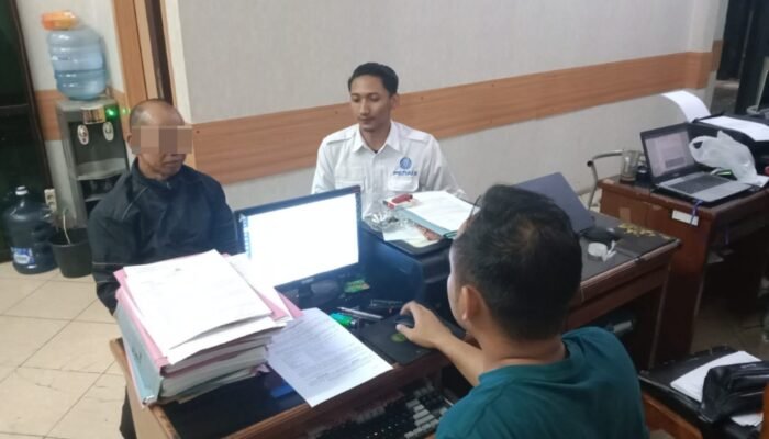 Heboh !!! Polres Garut Tangkap Ayah Tiri Bejat, Setubuhi Anak Sambung Selama 3 Tahun