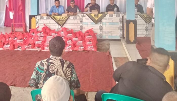 Reses di Banyuresmi, Yudha Puja Turnawan Hadirkan Layanan Kesehatan dan Administrasi Kependudukan Gratis