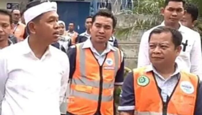 KDM Sidak Pabrik Aqua di Subang: “Ini Bukan Air Pegunungan, Ini Air Bor!”