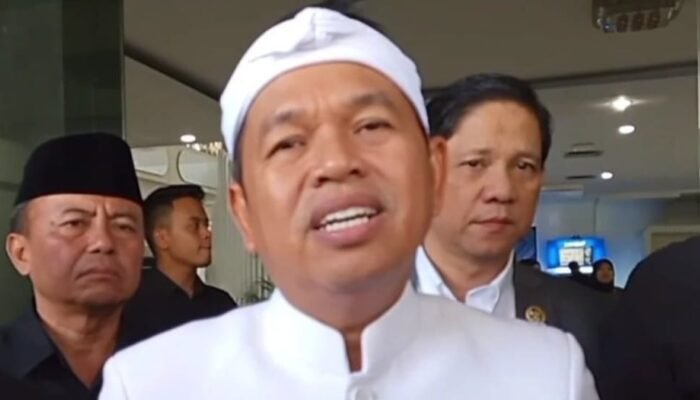 Klaim Air Pegunungan Dipertanyakan: Dedi Mulyadi Sidak Pabrik Aqua, Temukan Fakta Mengejutkan