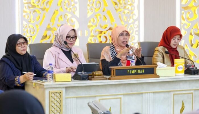 Komisi V DPRD Jawa Barat dan Mahasiswa IPB Diskusi Bareng Bahas Isu Dinamika Keluarga, dan Kebijakan hingga Kesejahteraan Keluarga