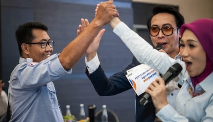 BRI Apresiasi AgenBRILink Berprestasi di Jawa Barat Melalui Program Super AgenBRILink 2025